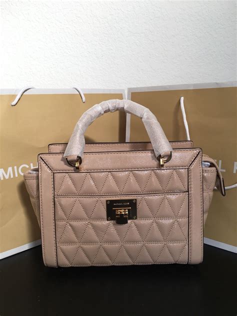 Michael a Kors Vivianne Oyster Sm Tz Messenger